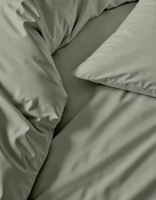 Load image into Gallery viewer, Luxe Australian Sateen Sheet Set
