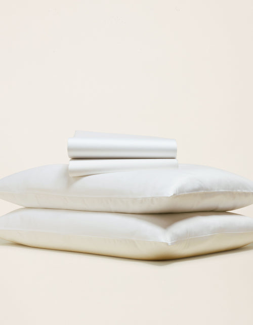 Load image into Gallery viewer, Luxe Australian Sateen Sheet Set
