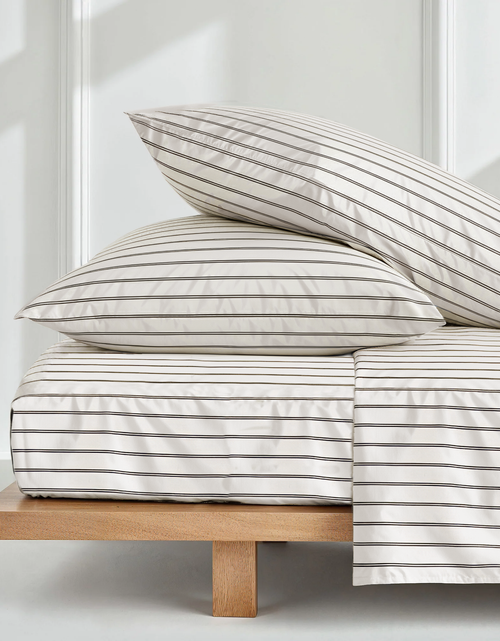 Load image into Gallery viewer, Luxe Australian Sateen Sheet Set
