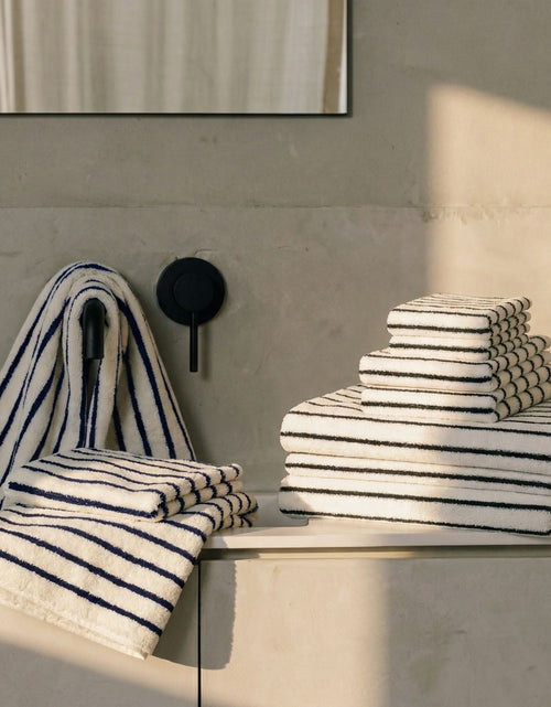 Load image into Gallery viewer, Ultraplush Australian Cotton Towels
