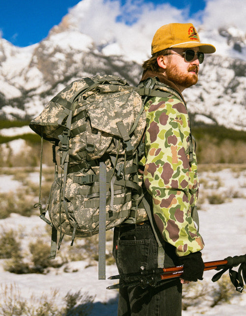 Load image into Gallery viewer, Issued UCP MOLLE II Large Rucksack Set w/Frame
