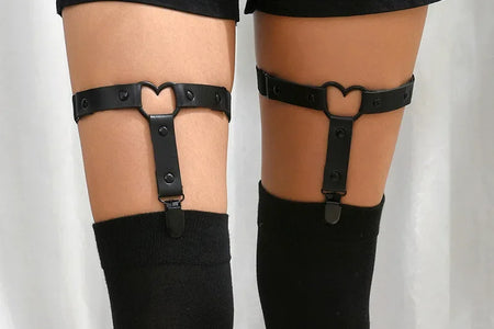 Punk Metal Tassel Pendant Pink Adjustable Heart Leg Garter With Anti-Slip Clips,Elastic Y2K Gothic Thigh Garter For Ladies Black