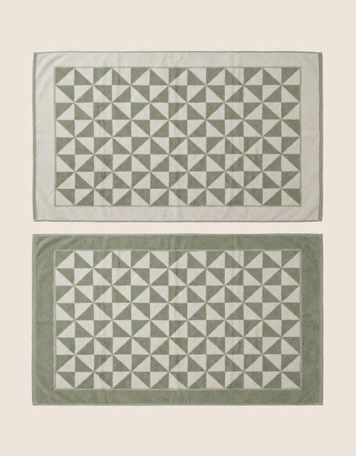 Load image into Gallery viewer, Umbra Towels
