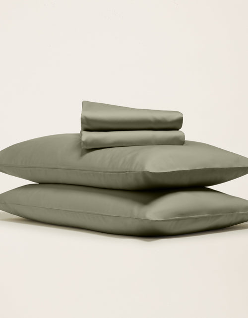 Load image into Gallery viewer, Luxe Australian Sateen Sheet Set
