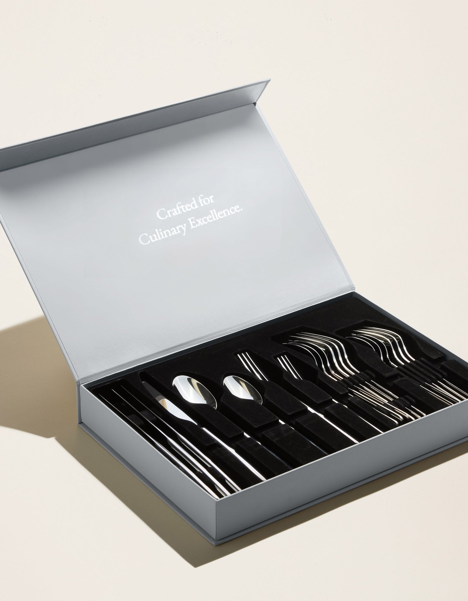 Emilia Mirror 20-Piece Flatware Set