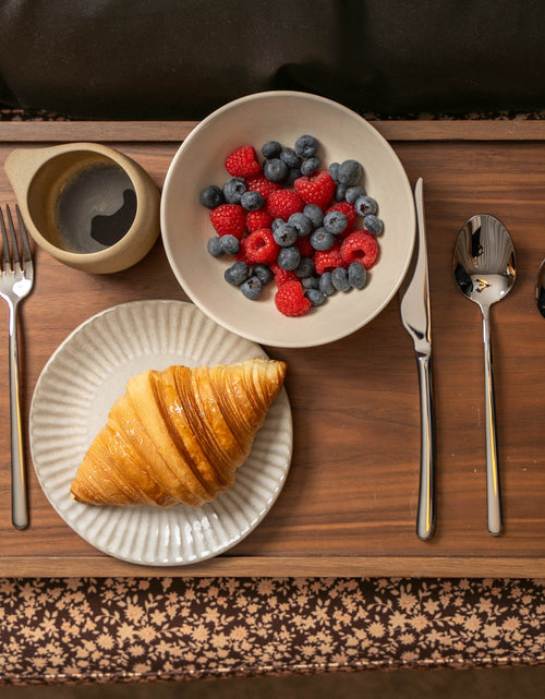 Load image into Gallery viewer, Emilia Mirror 20-Piece Flatware Set
