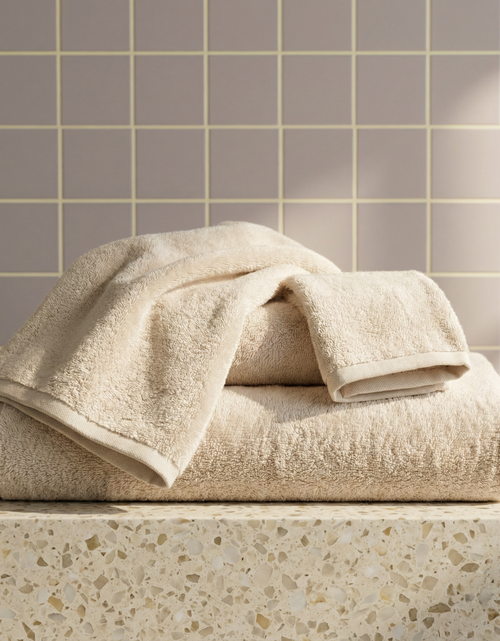 Load image into Gallery viewer, Ultraplush Australian Cotton Towels
