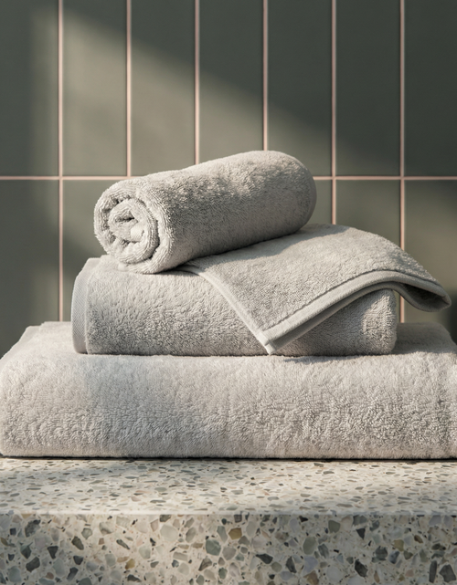 Load image into Gallery viewer, Ultraplush Australian Cotton Towels
